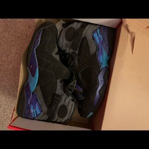 Jordan Aqua 8